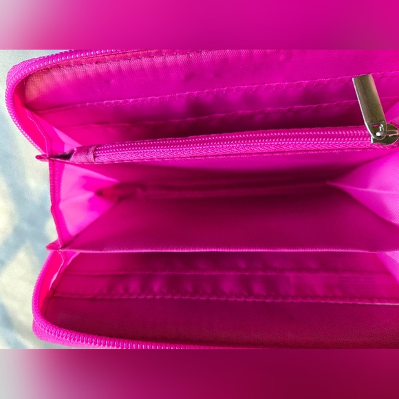 Claire's Multicolor Sequin Wristlet - Picture 7 of 8